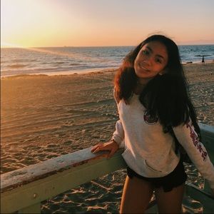 Meet your posher, Maeve